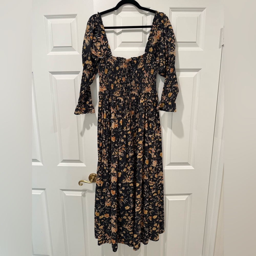 Doên “bijou” dress size small - Floral Black and Tan Women's Dress